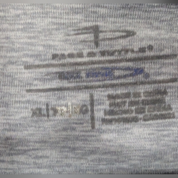 Creighton Nebraska Prep Half Zip Performance Wear Gray Size XL - Picture 4 of 9